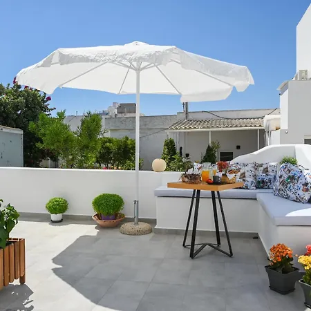 Dream House Adamantas (Milos)