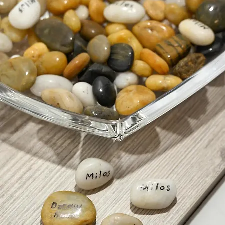 Dream House Apartment *